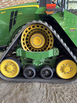Used 2023 John Deere 9RX 540 Track Tractors at Horizon Ag & Turf in Warburg, AB - Photo4