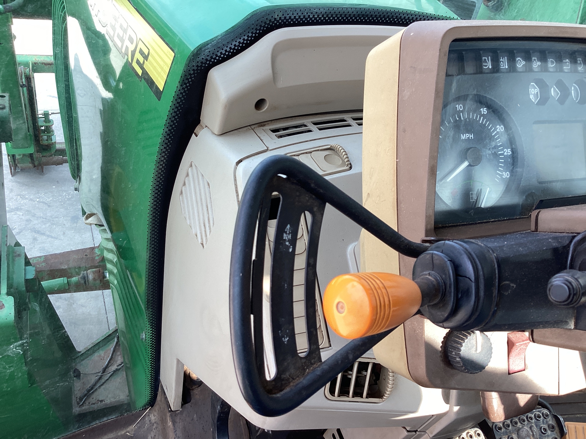 2002 John Deere 6320 Image 19