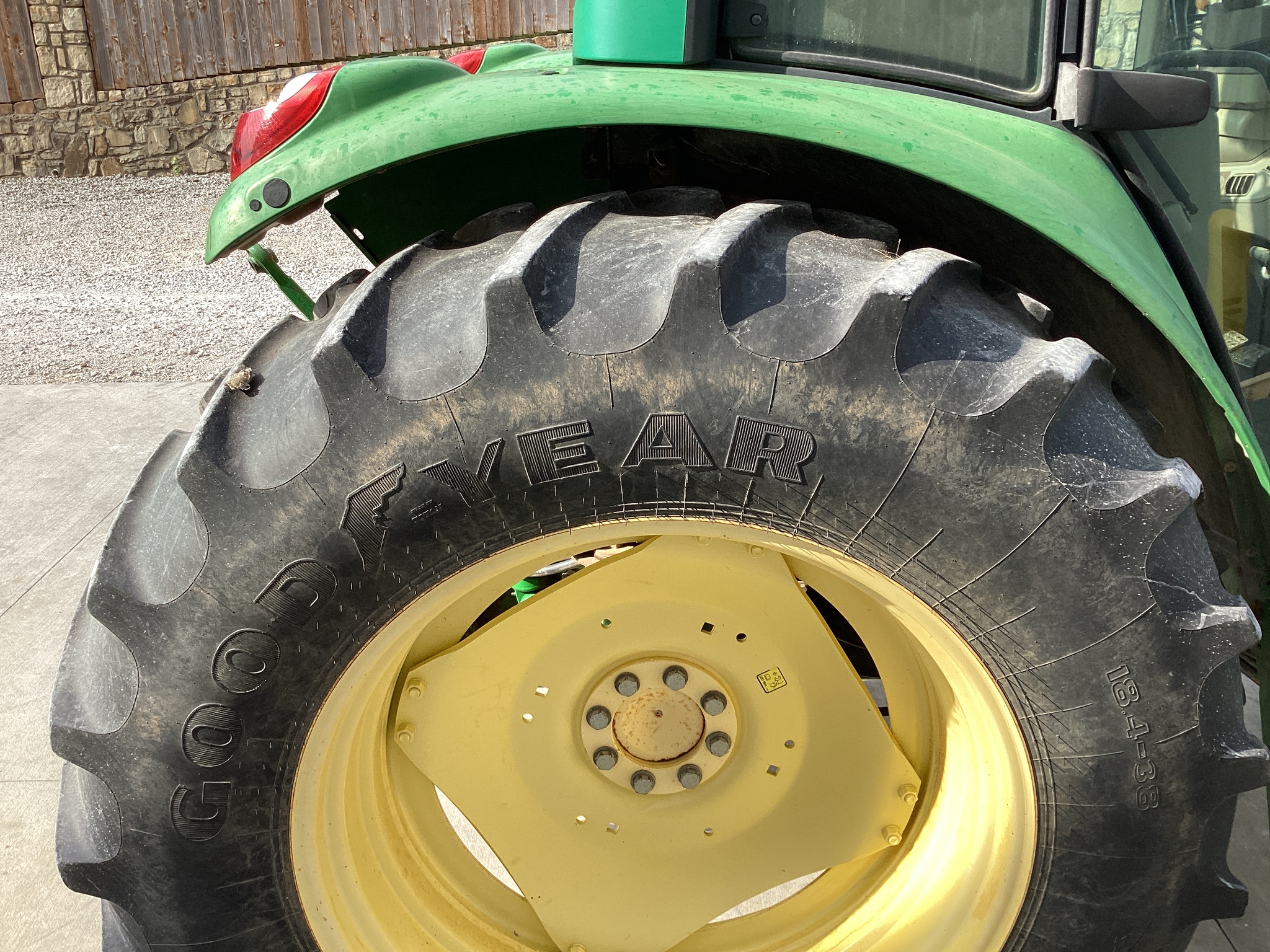 2002 John Deere 6320 Image 31
