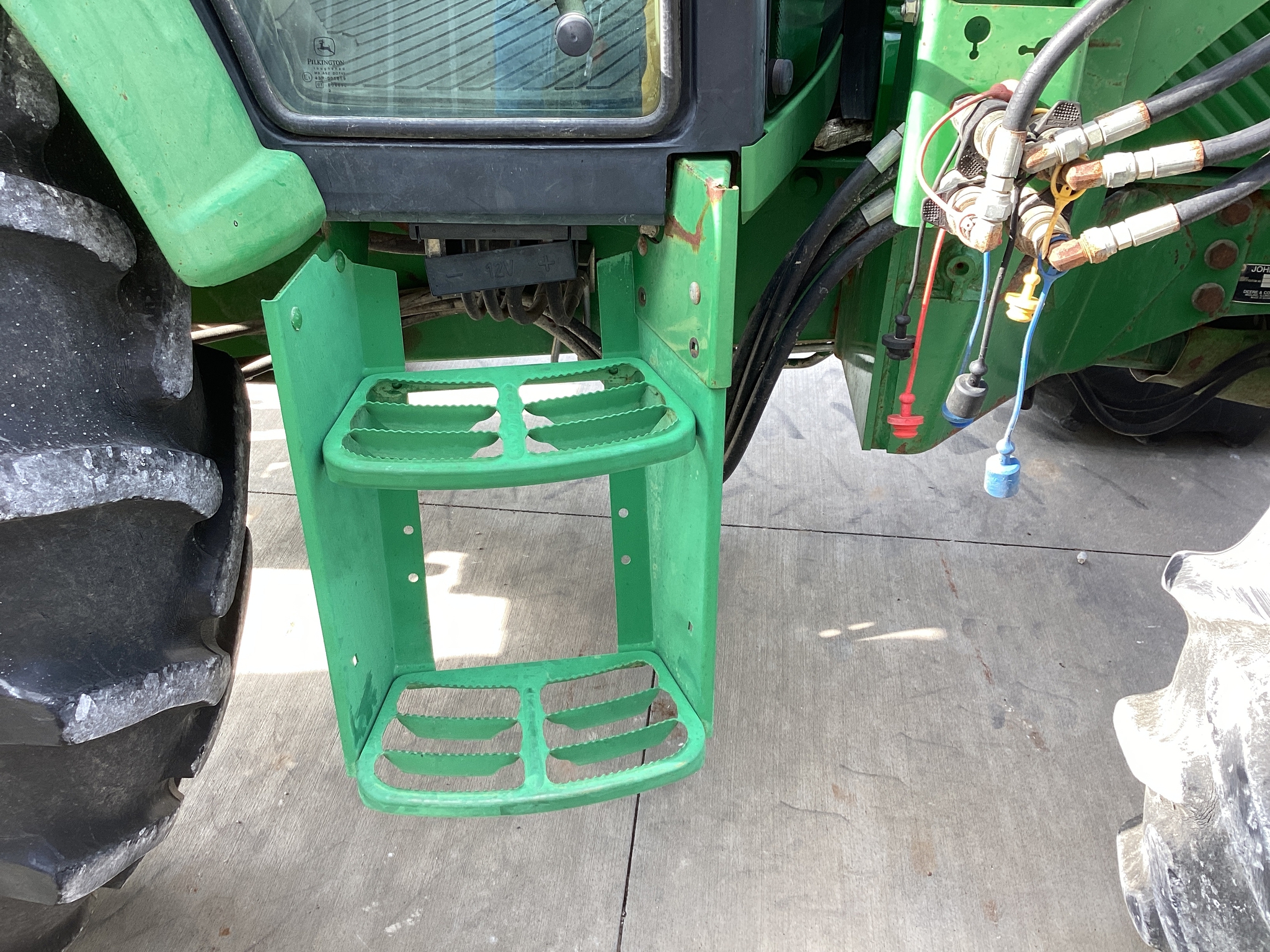 2002 John Deere 6320 Image 15