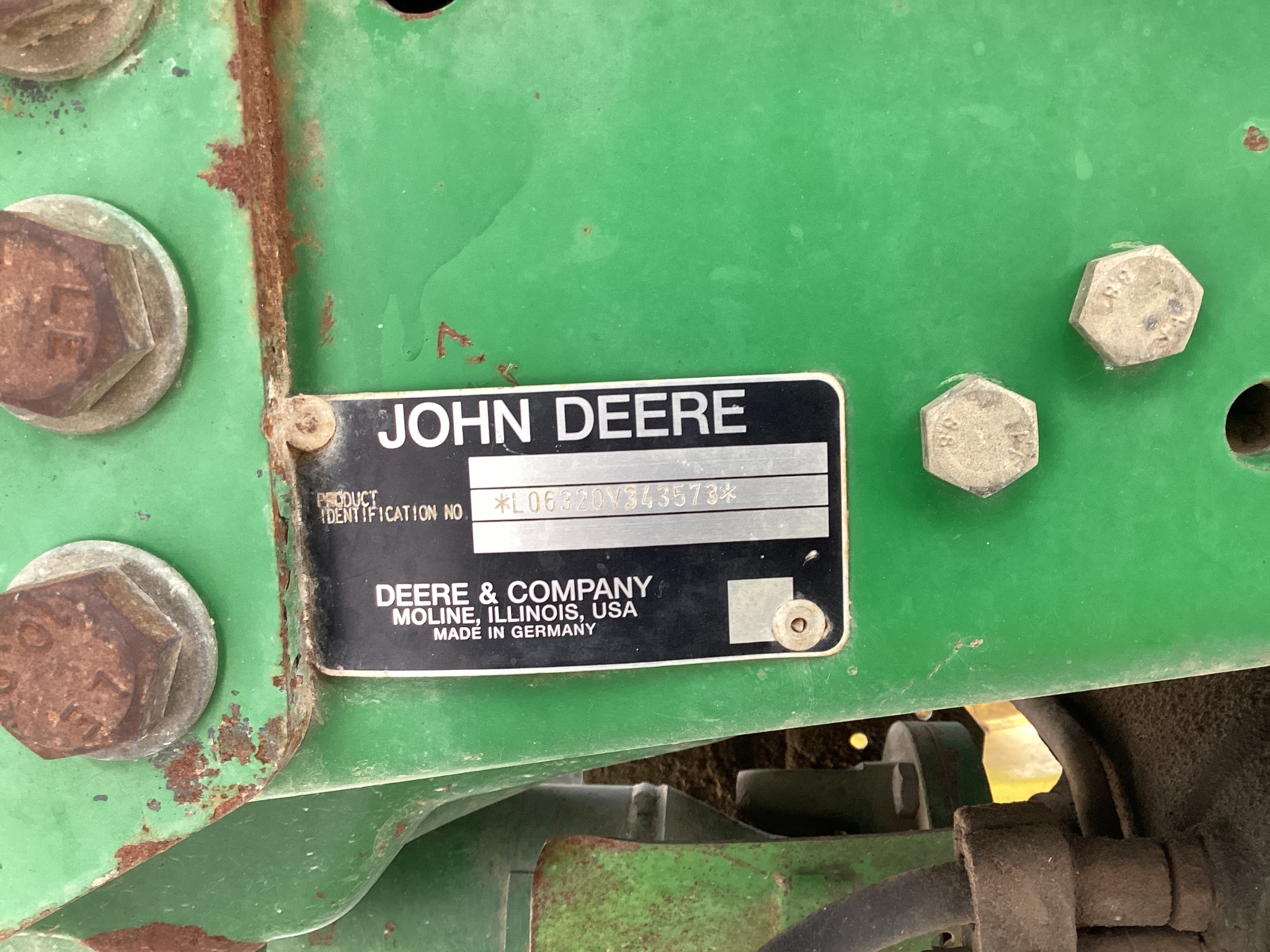 2002 John Deere 6320 Image 36