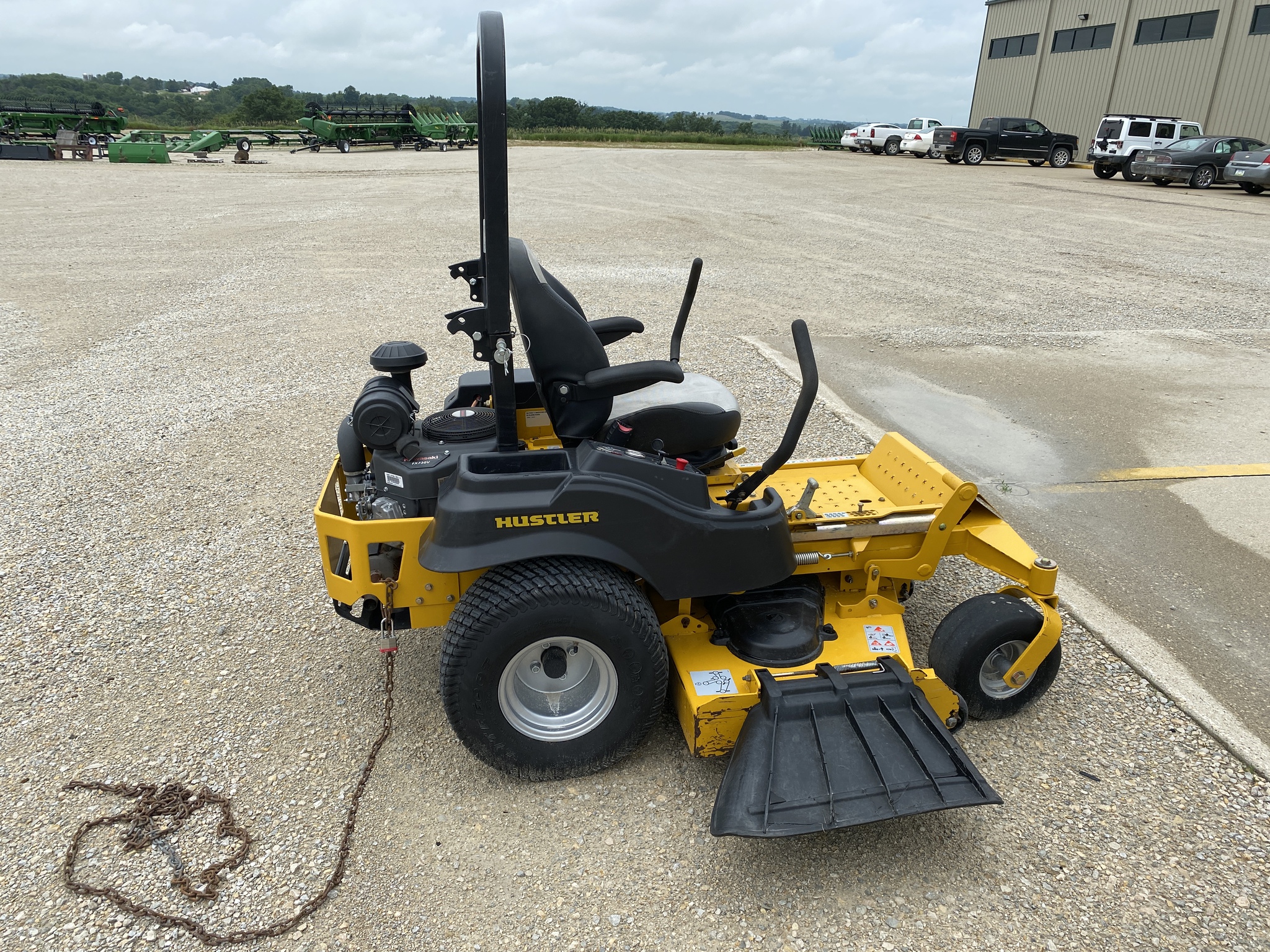 2018 Hustler FasTrak SDX 23 Image 4