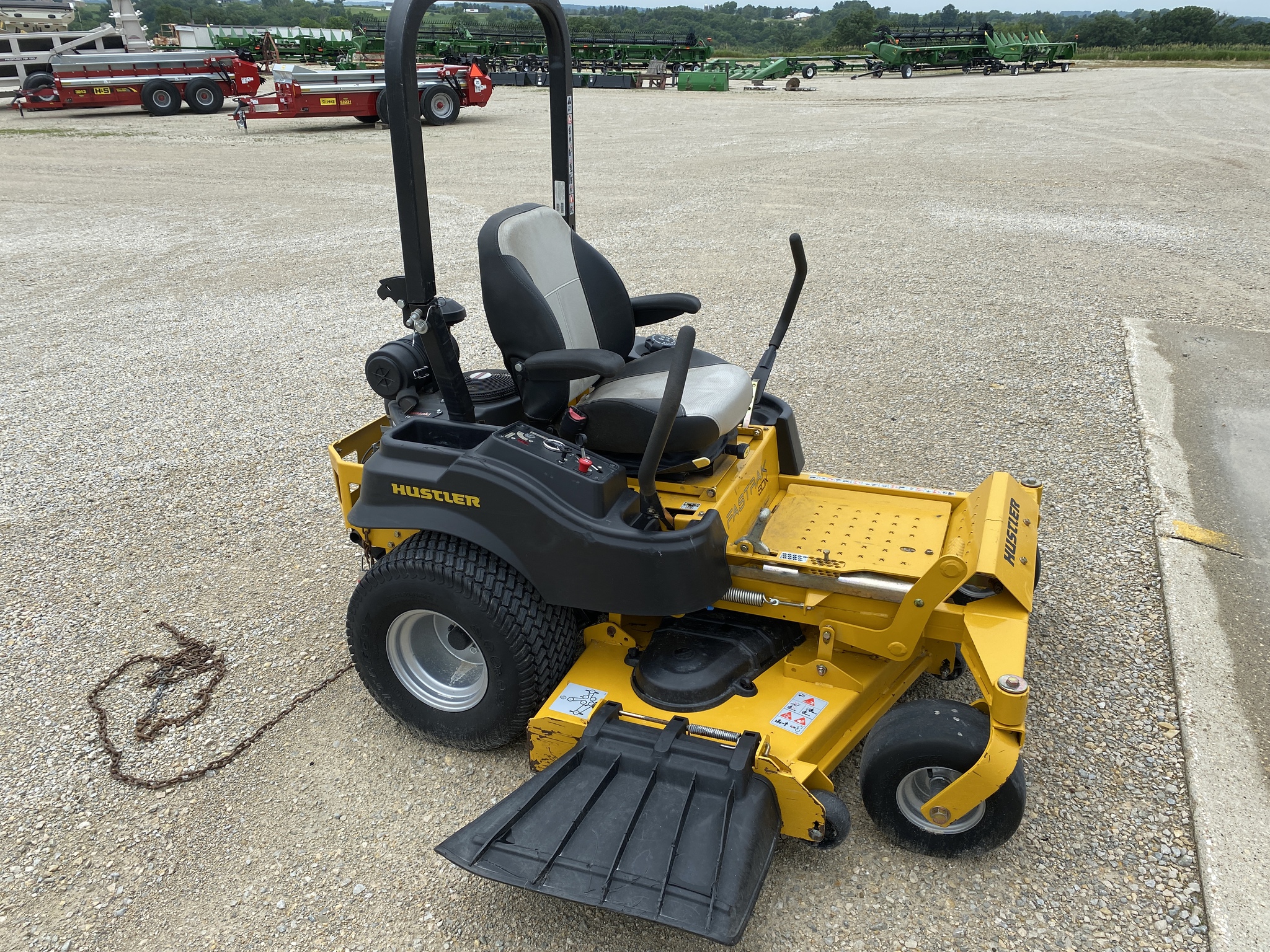 2018 Hustler FasTrak SDX 23 Image 8