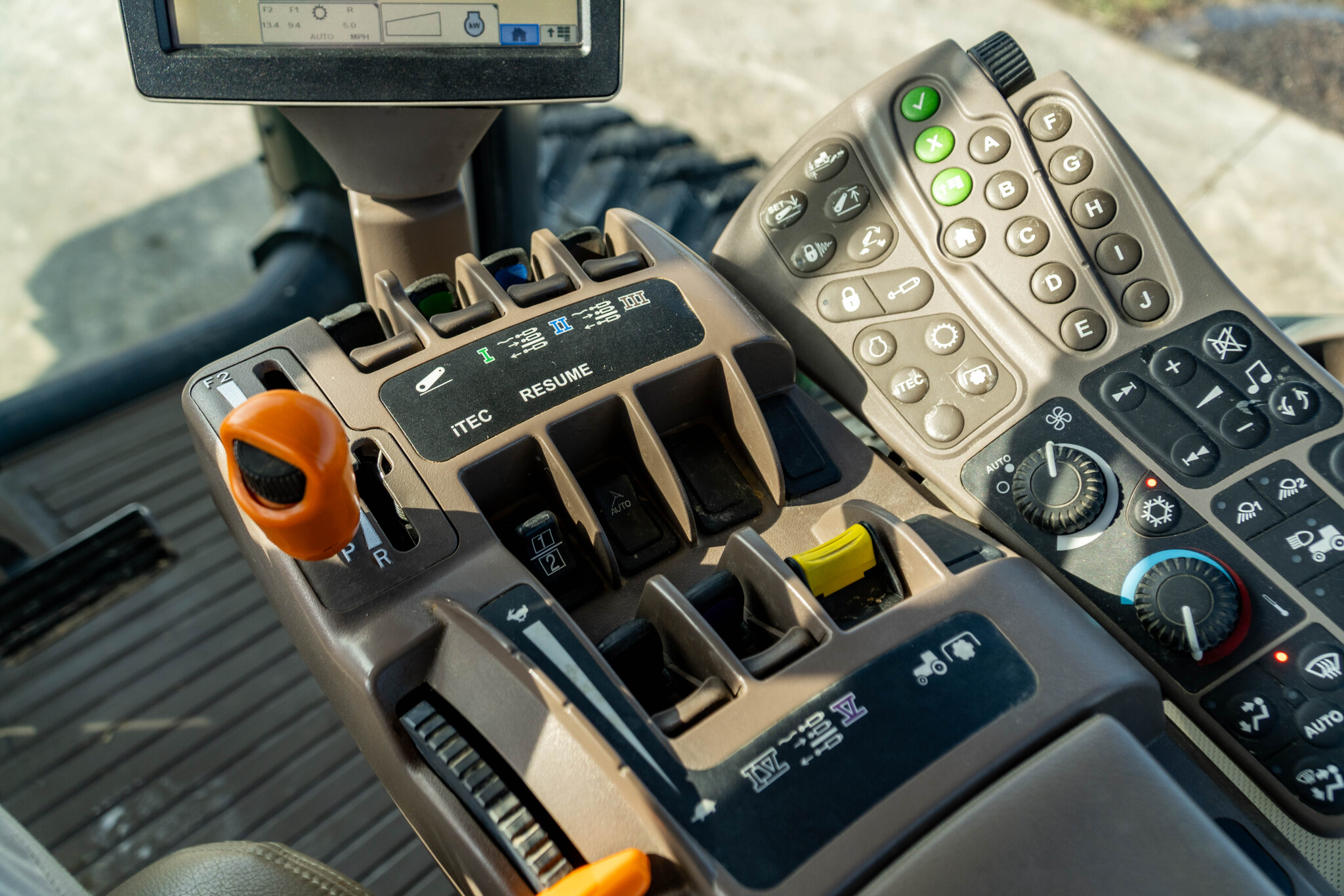 Used 2014 John Deere 8360RT Track Tractors at Koenig Equipment in Anna, OH - PhotoXL32