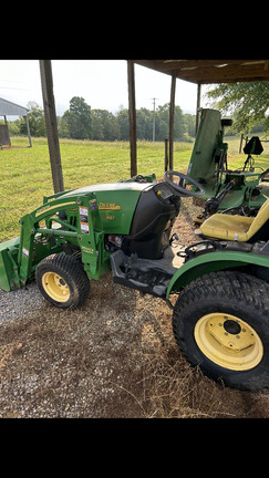 2007 John Deere 2320