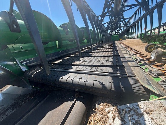 Used 2024 John Deere HD45R Combine Platforms at Horizon Ag & Turf in Lloydminster, AB - Photo5