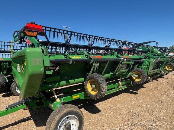 Used 2024 John Deere HD45R Combine Platforms at Horizon Ag & Turf in Lloydminster, AB - Photo13
