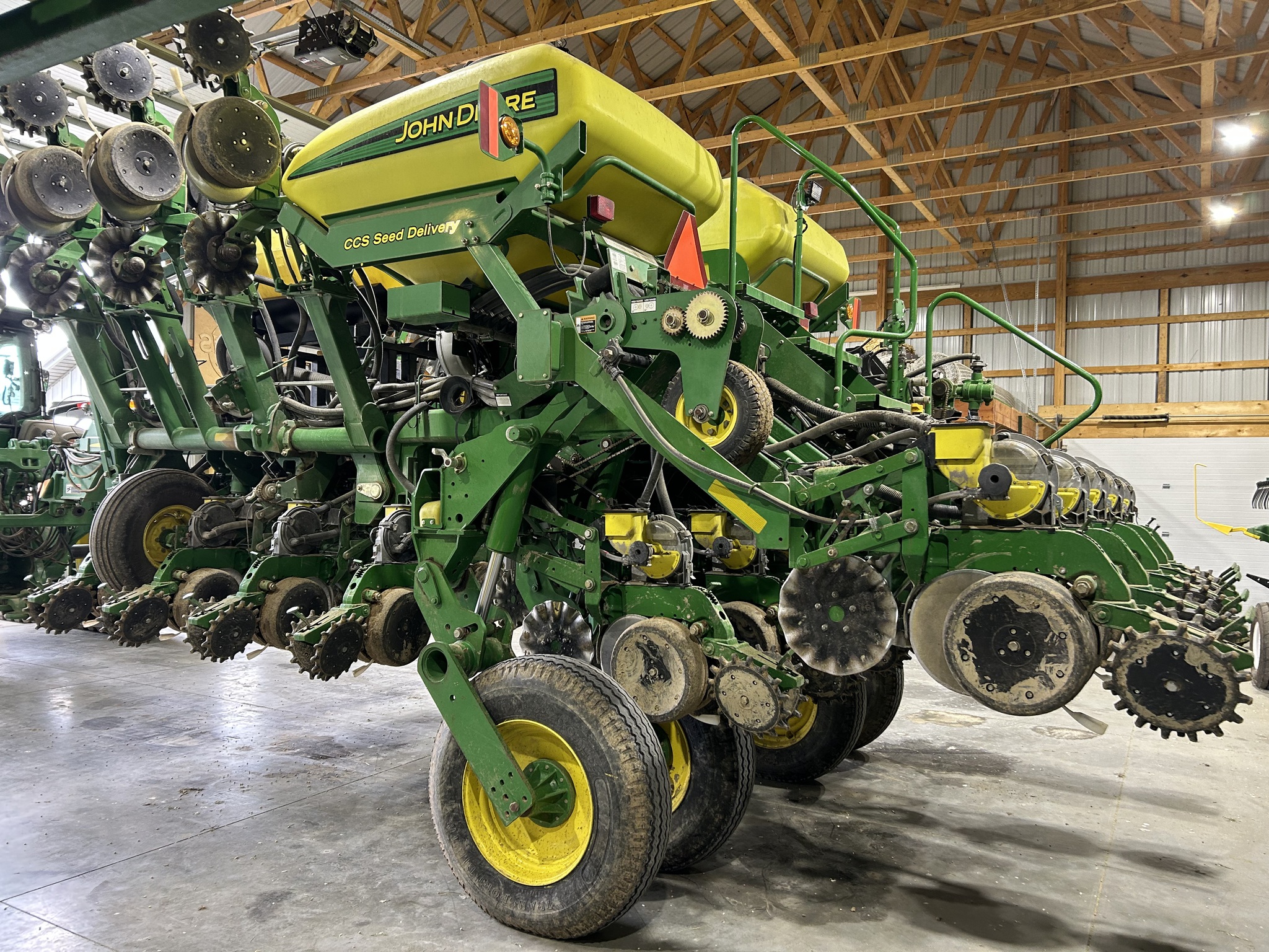 2010 John Deere 1790 Image 9