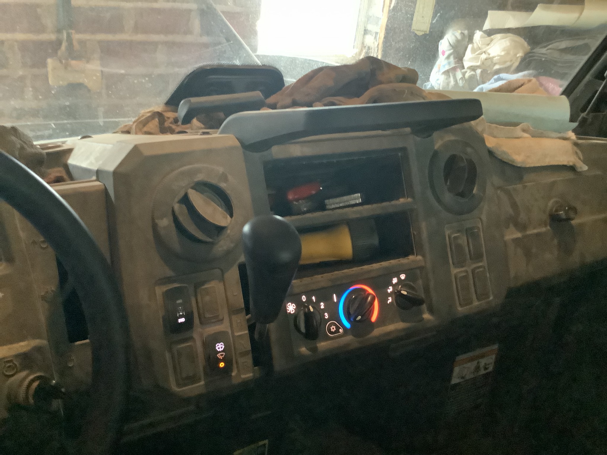 2018 John Deere XUV 835M Image 4