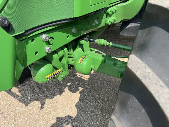 2025 John Deere 6R 165 - Photo11
