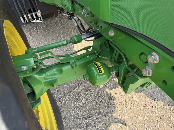 2025 John Deere 6R 165 - Photo13