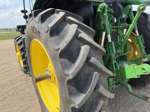 2025 John Deere 6R 165 - Photo16
