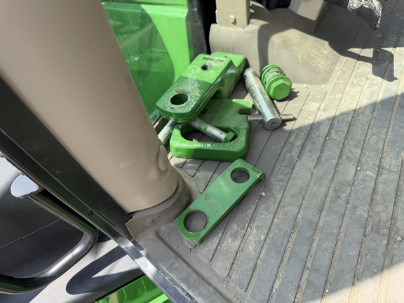 2025 John Deere 6R 165 - Photo24