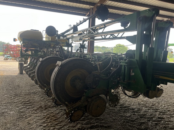 Photo of 2019 John Deere 1775NT