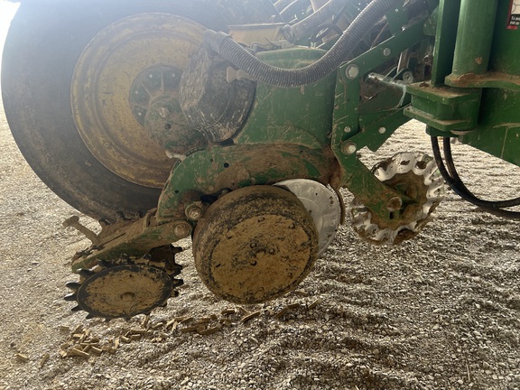 Photo of 2019 John Deere 1775NT