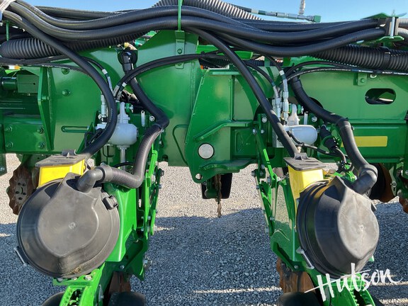 Photo of 2019 John Deere 1775NT