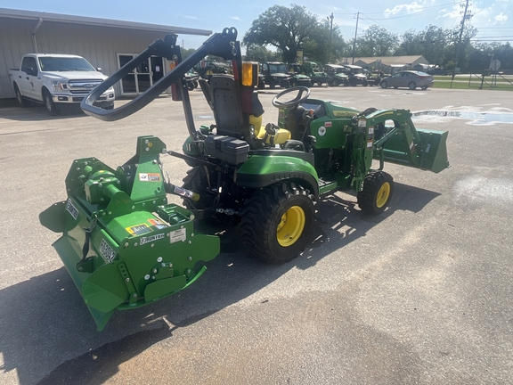 2023 John Deere 1025R Photo 6