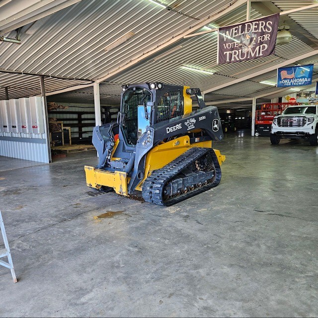 2023 John Deere 333G Image 23