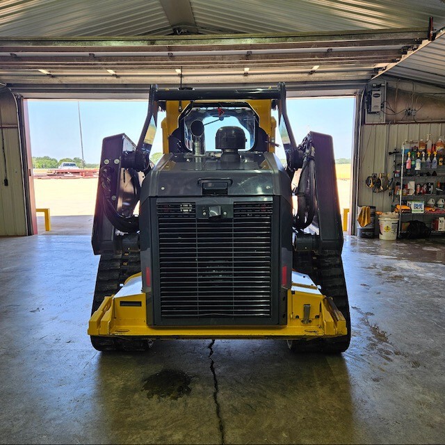 2023 John Deere 333G Image 19