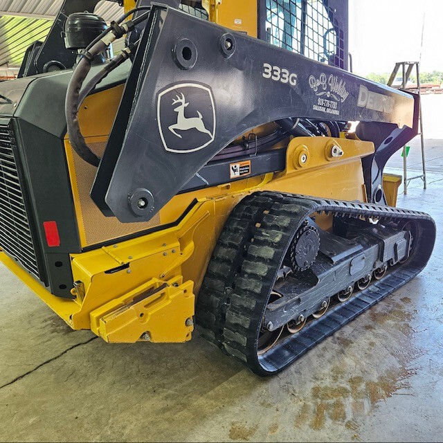 2023 John Deere 333G Image 18