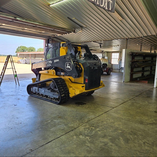 2023 John Deere 333G Image 22
