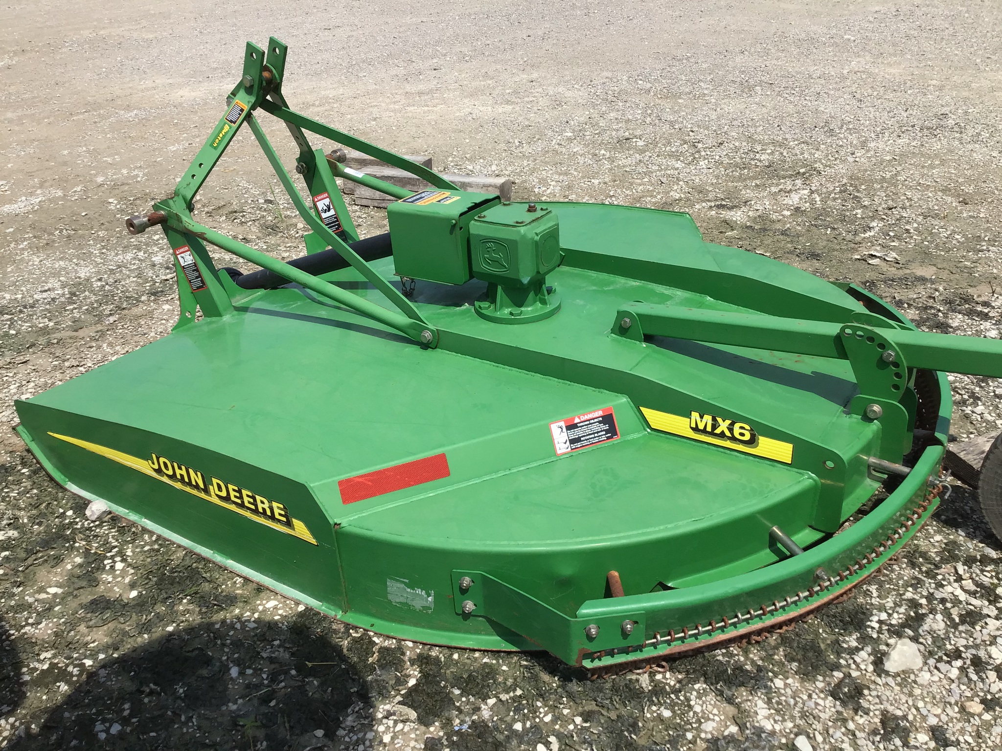 2010 John Deere MX6 Image 7