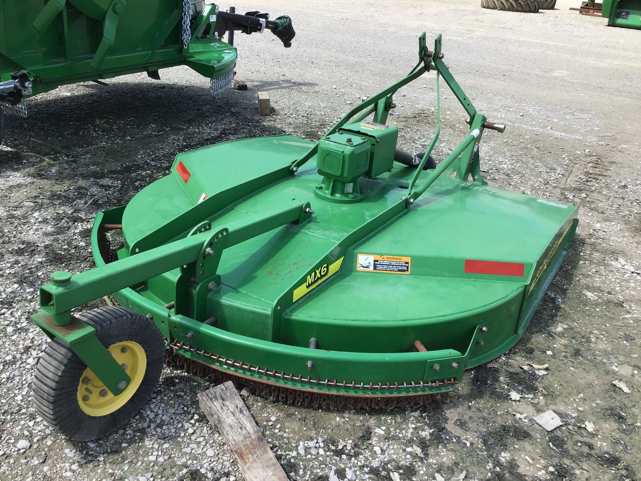 2010 John Deere MX6 Image 5