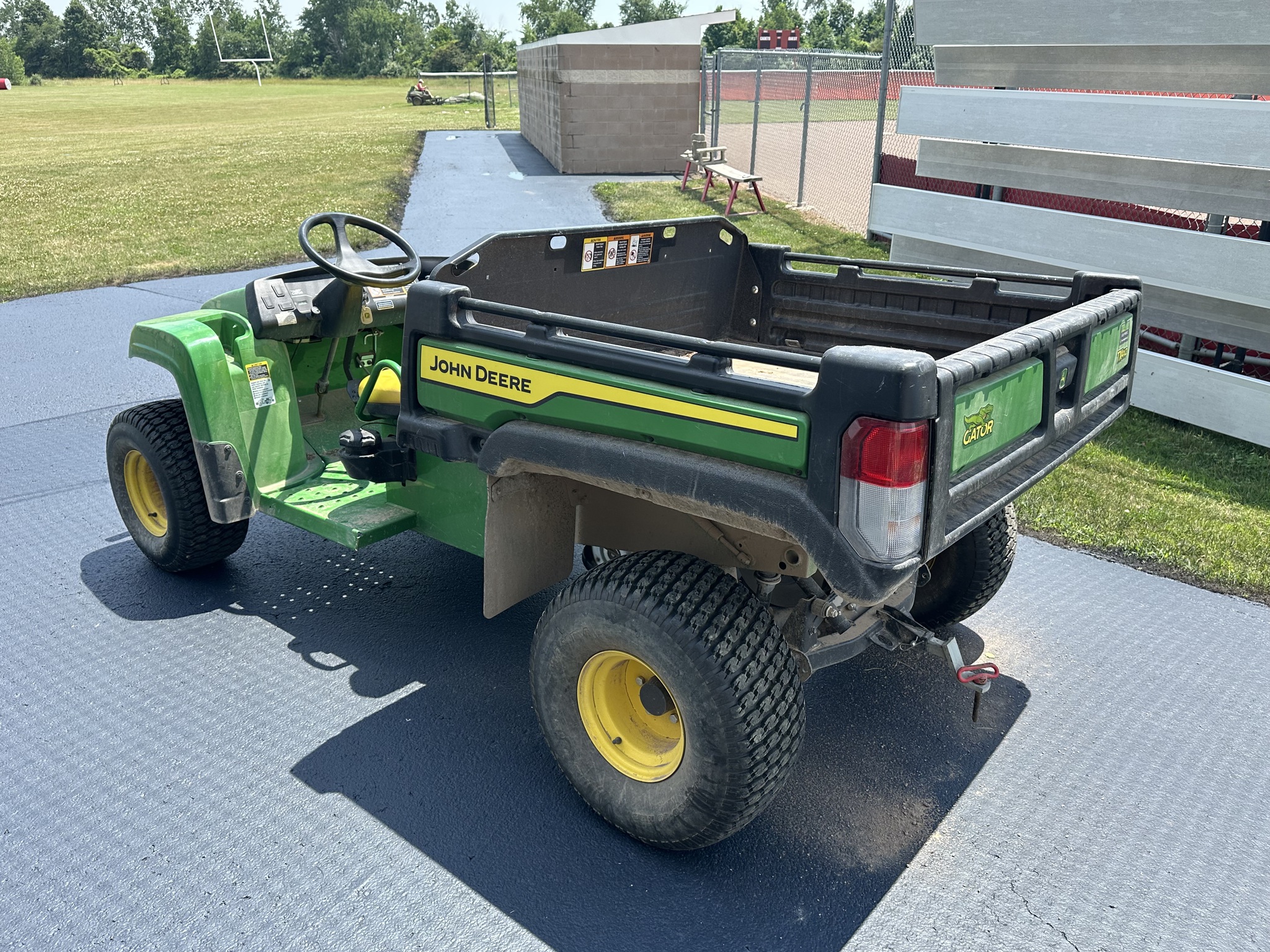 2024 John Deere TX Image 3