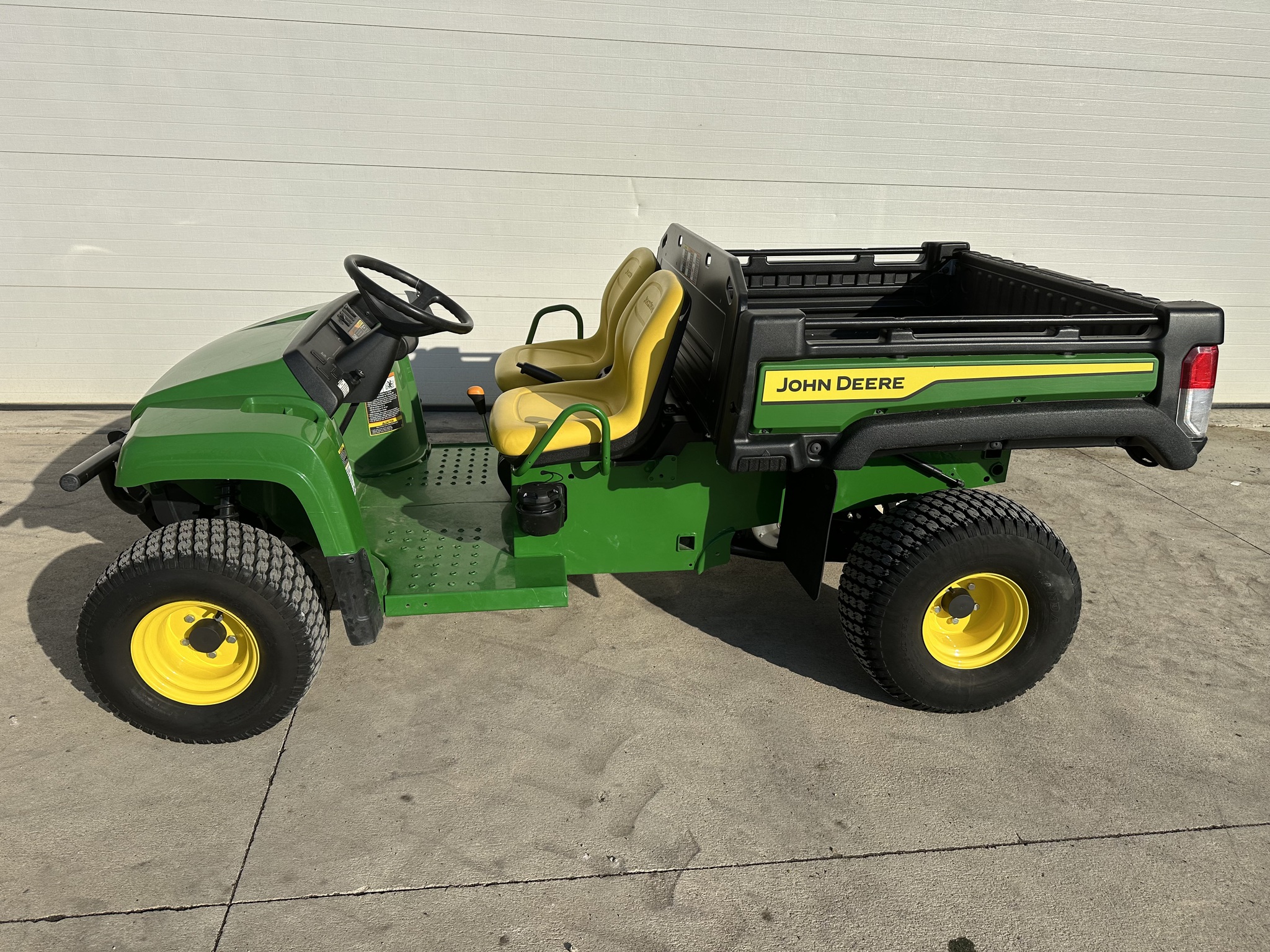 2024 John Deere TX Image 2