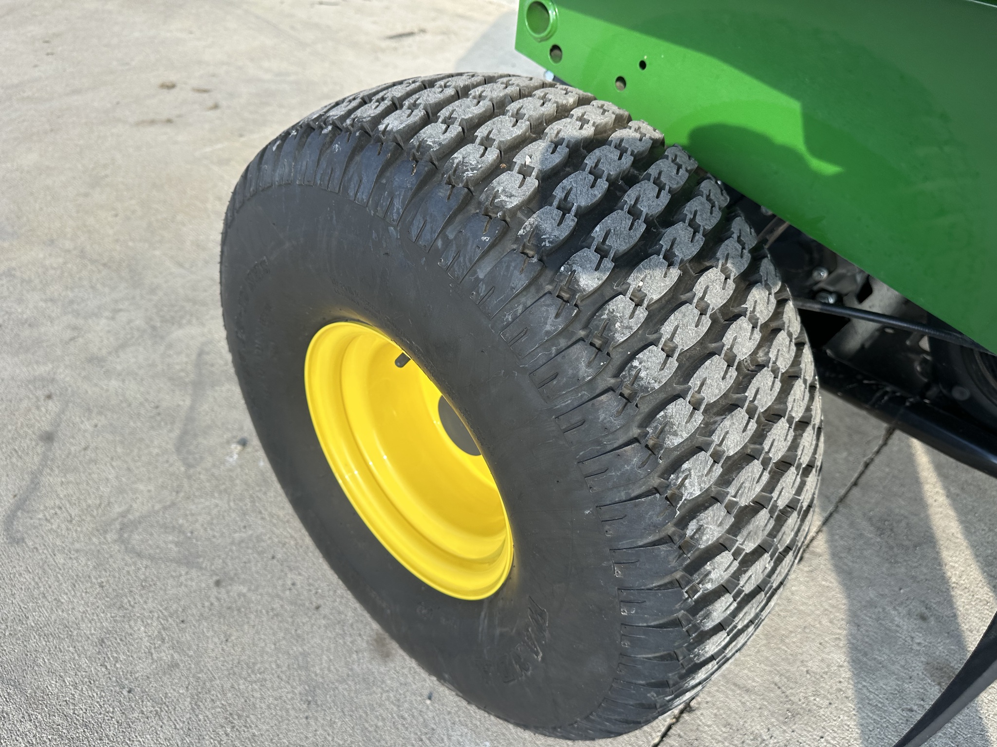 2024 John Deere TX Image 19