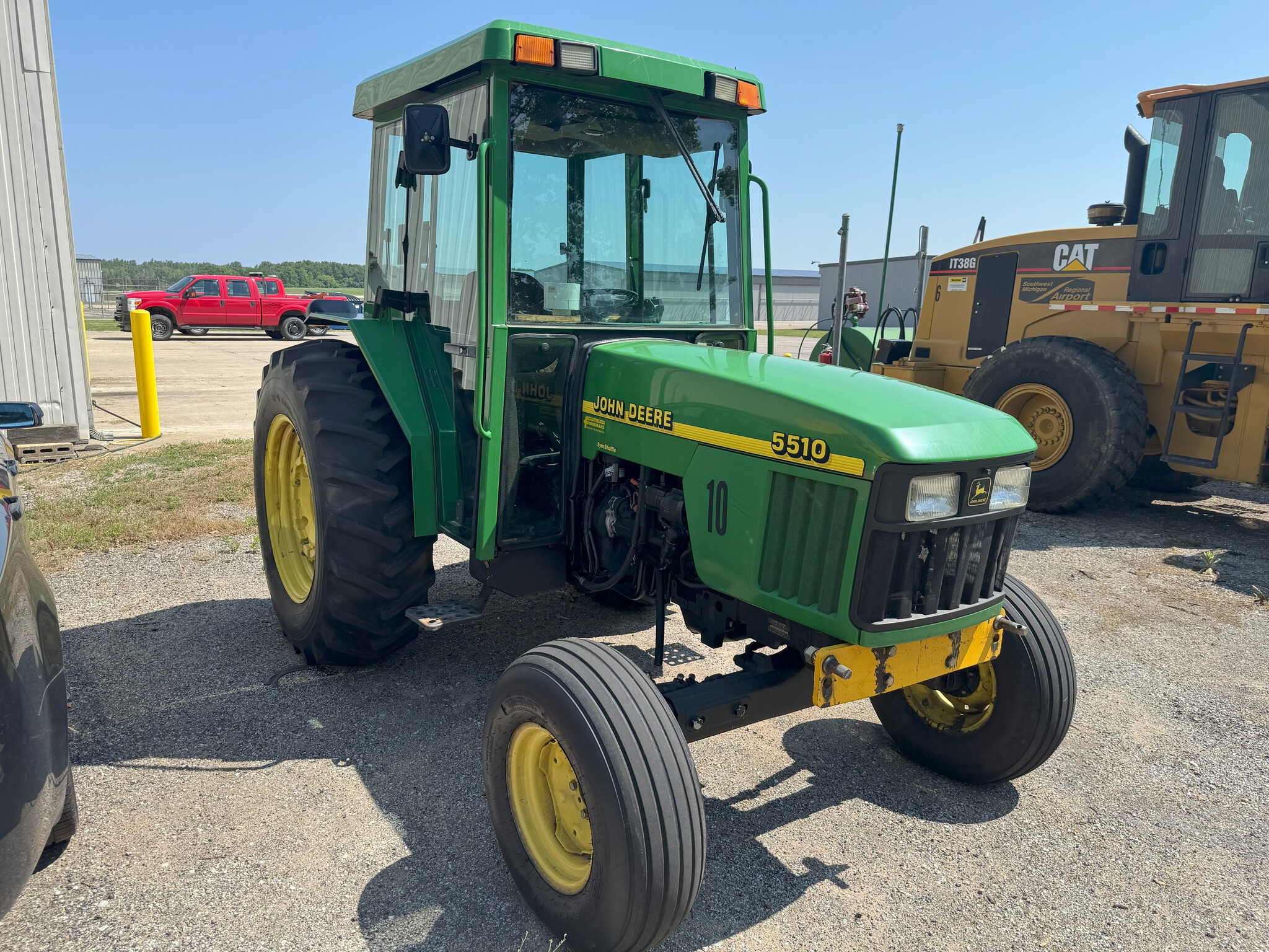 1999 John Deere 5510 Image 2