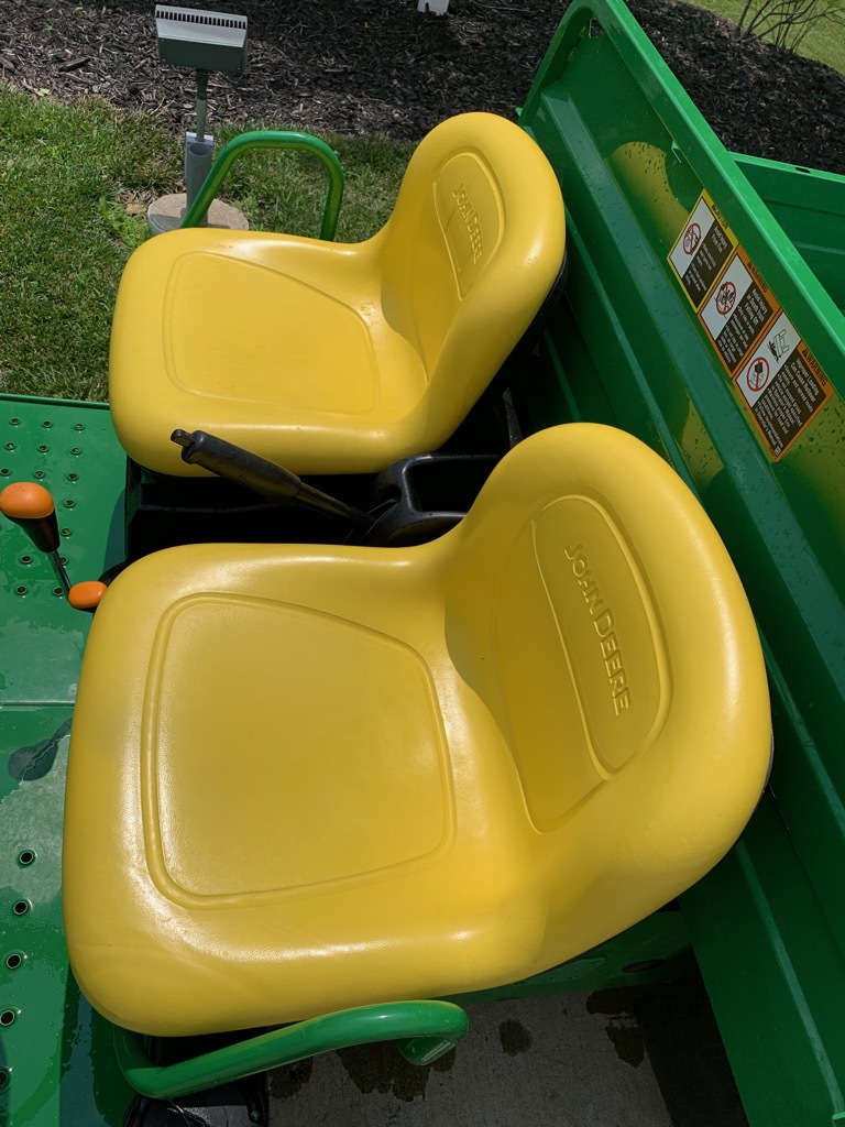 2023 John Deere TS Image 8