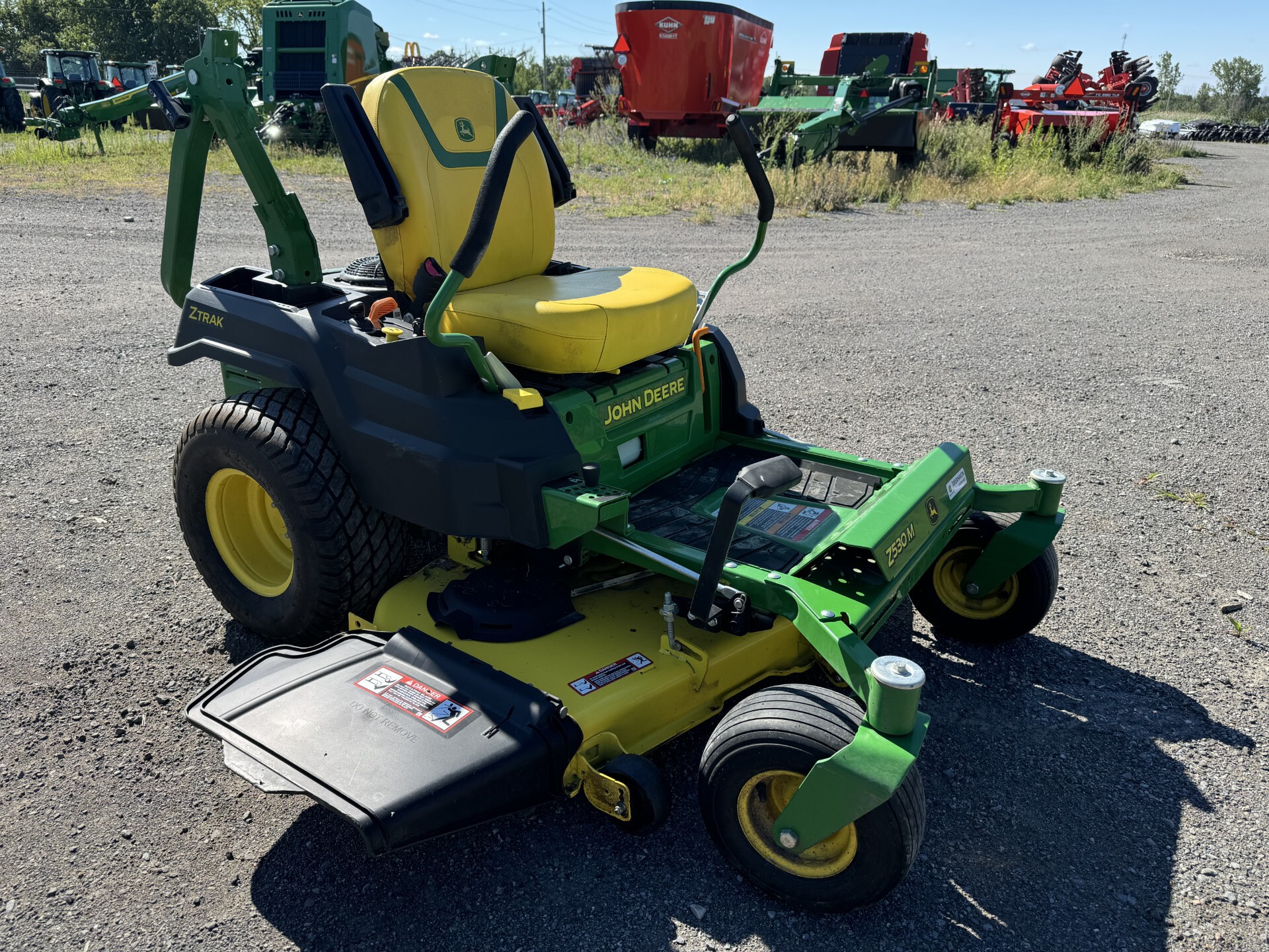 2022 John Deere Z530M Image 2