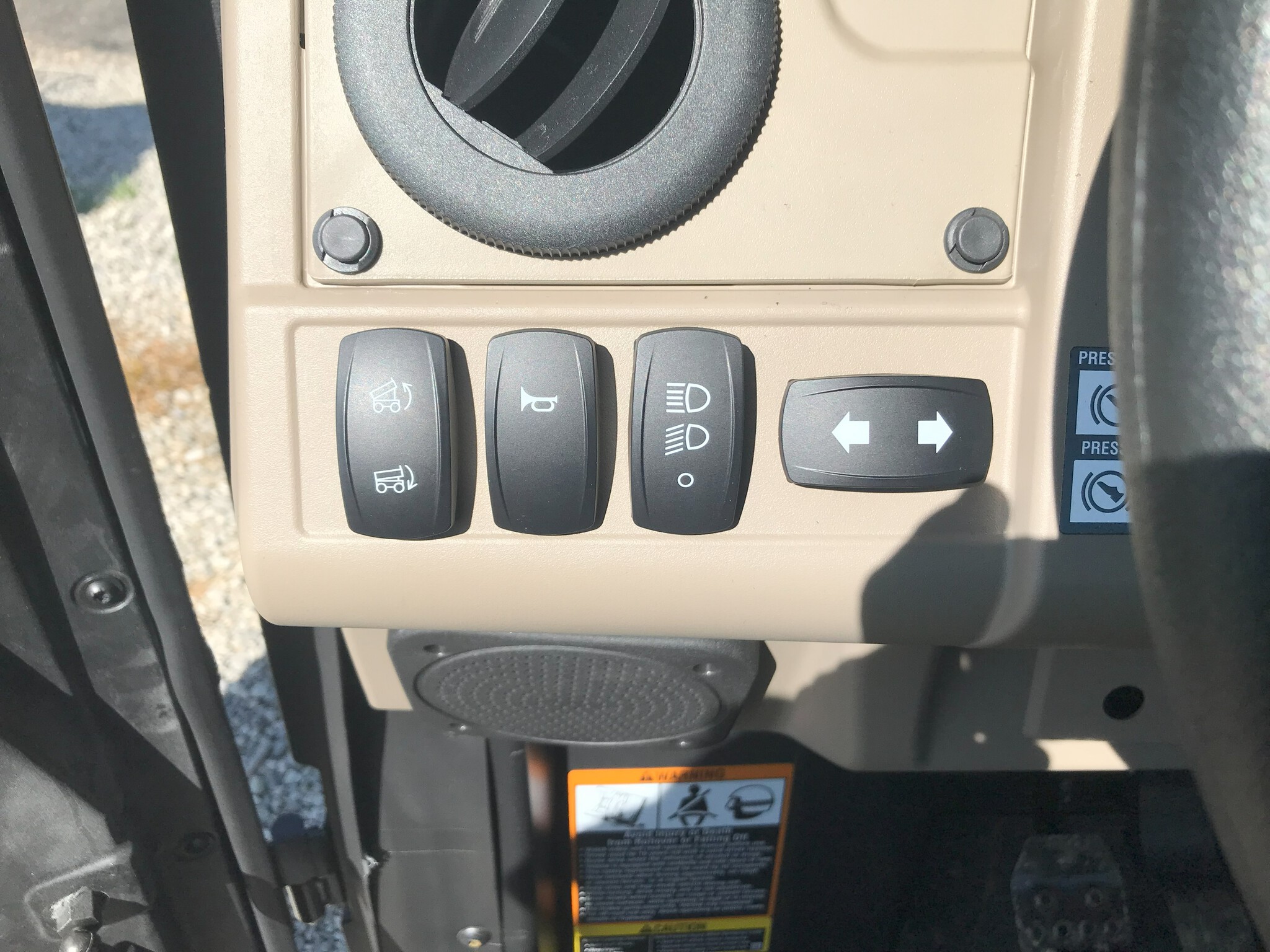 2025 John Deere GATOR XUV 875R Image 8