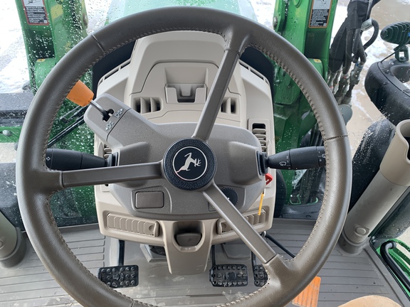 Photo of 2024 John Deere 6R 155