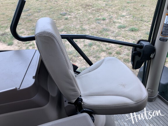 Photo of 2024 John Deere 6R 155
