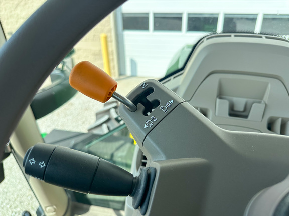 2024 John-Deere 6R 140