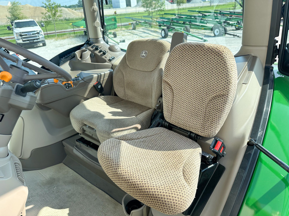 2024 John-Deere 6R 140