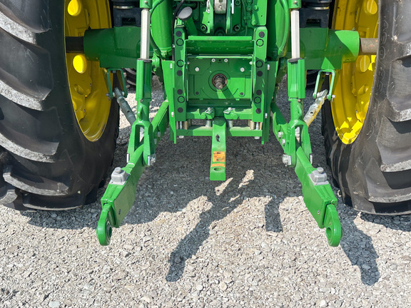 2024 John-Deere 6R 140