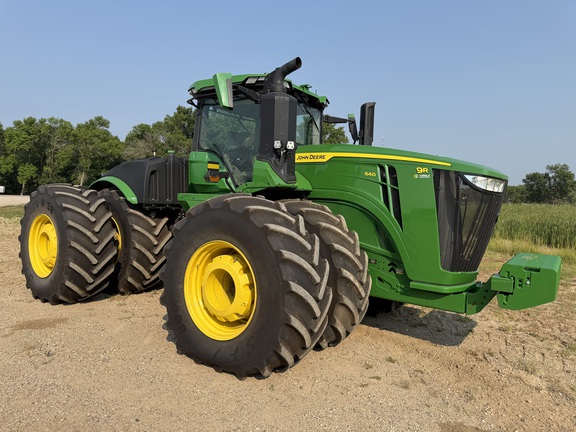  John Deere 9R 640