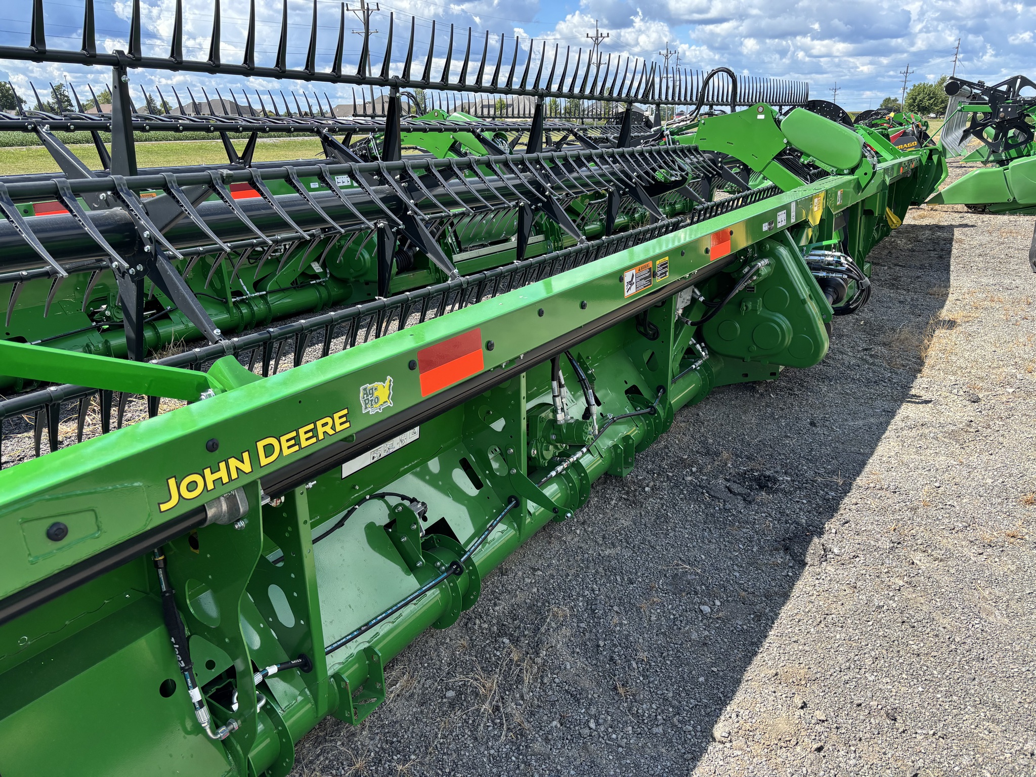 2024 John Deere RD40F Image 3
