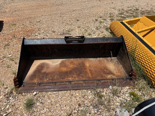 Land Pride BUCKET Image 4