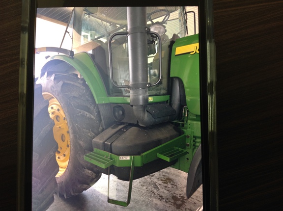 Photo of 2003 John Deere 8420