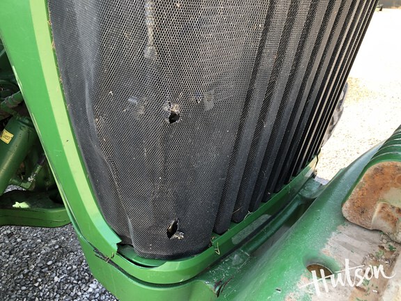 Photo of 2003 John Deere 8420