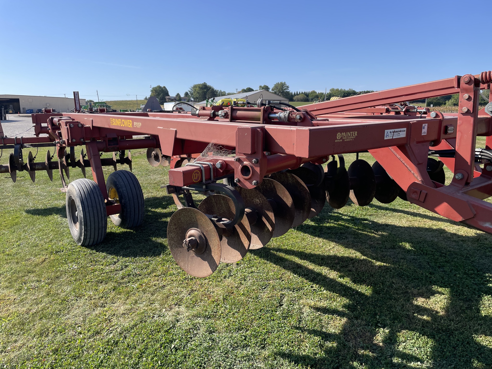  2001 Sunflower 4411-05 at Heritage Tractor in Geneseo, IL