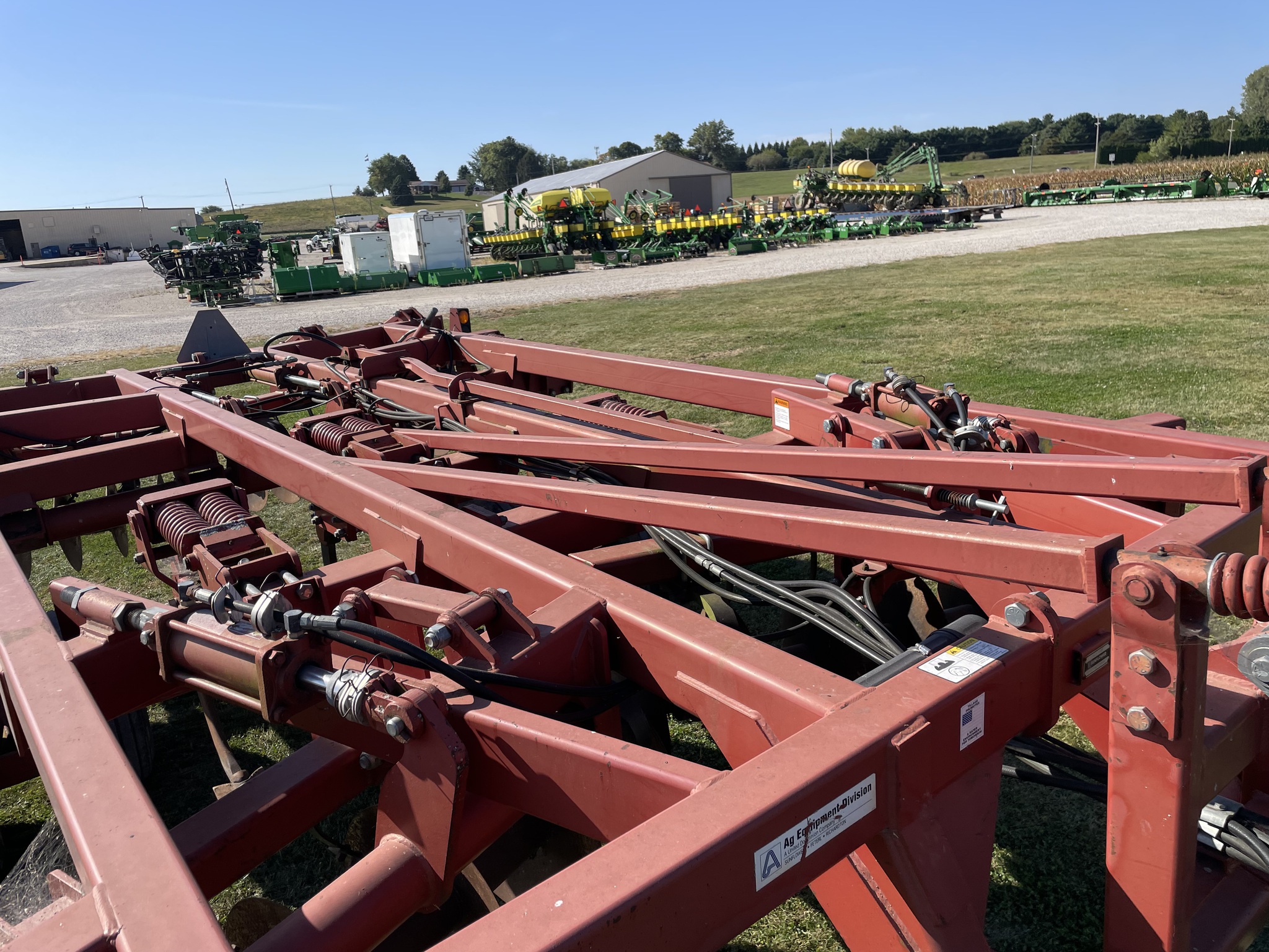  2001 Sunflower 4411-05 at Heritage Tractor in Geneseo, IL