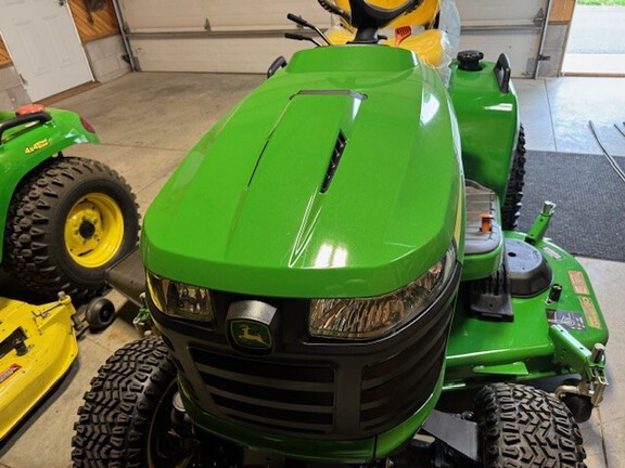 Photo of 2025 John Deere X739