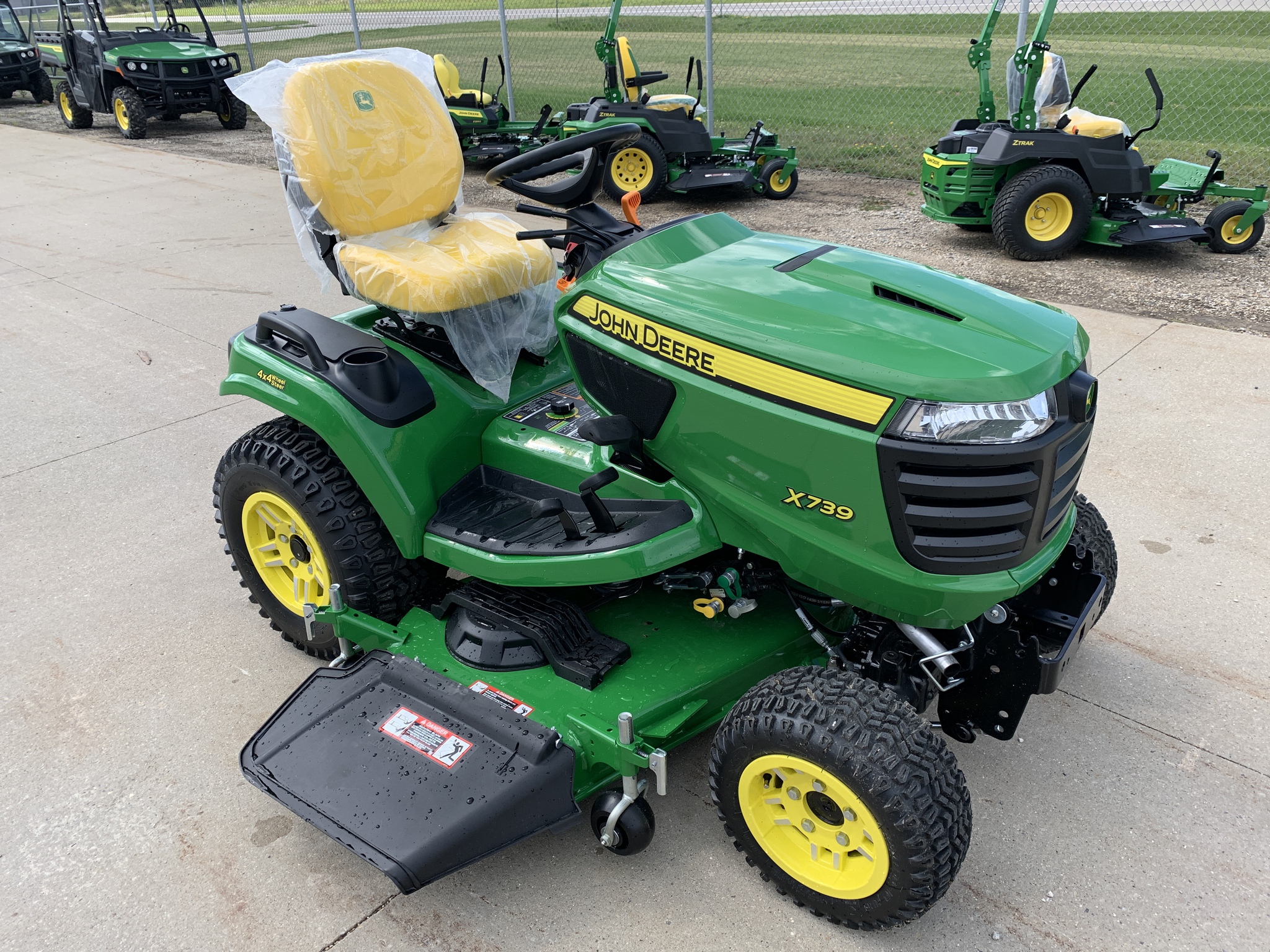 2025 John Deere X739