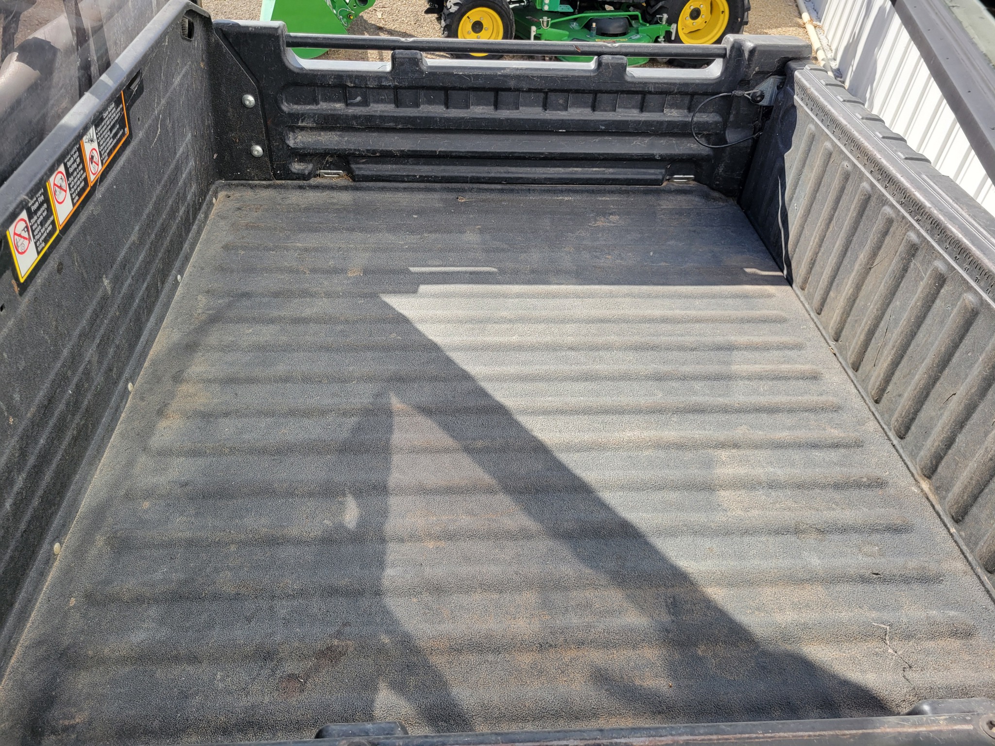  2019 John Deere XUV 835M at Heritage Tractor in Lexington, IL