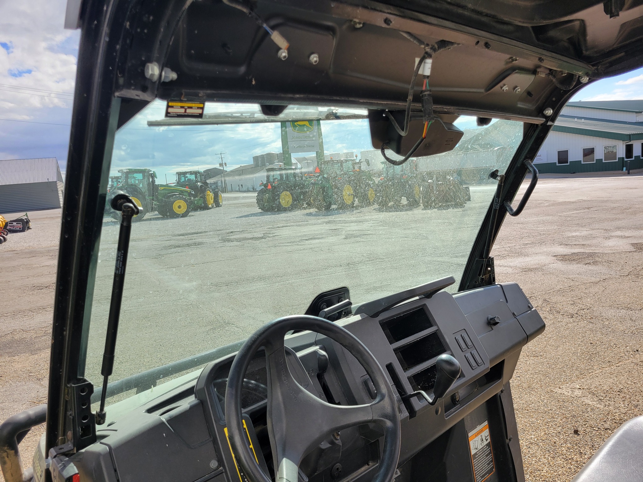  2019 John Deere XUV 835M at Heritage Tractor in Lexington, IL
